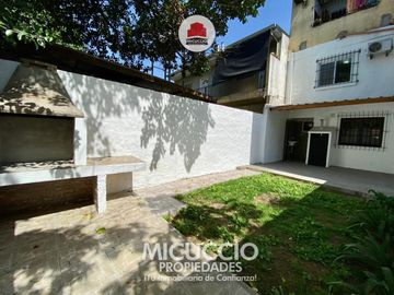Dúplex en venta, Gelves 347 (N° 4), Escobar centro. APTO CREDITO. FINANCIACION.