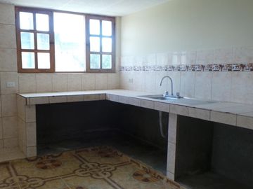 VIVIENDA DE VENTA, SECTOR LASSO, PARROQUIA TANICUCHI, COTOPAXI LATACUNGA