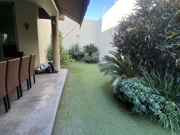 Casa en venta en Jardines de Guadalupe.