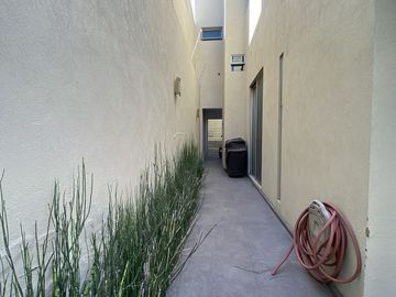 Casa en venta en Jardines de Guadalupe.