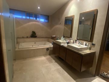Casa en venta en Jardines de Guadalupe.