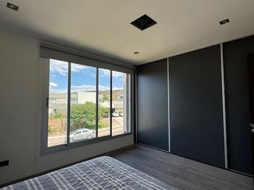 Casa en  Venta en Barrio Privado Palmares Valley - Luján de Cuyo - Mendoza