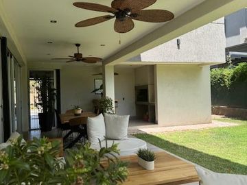 Casa en  Venta en Barrio Privado Palmares Valley - Luján de Cuyo - Mendoza
