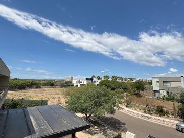 Casa en  Venta en Barrio Privado Palmares Valley - Luján de Cuyo - Mendoza