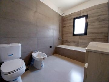 Casa en venta en San Matías  área 4