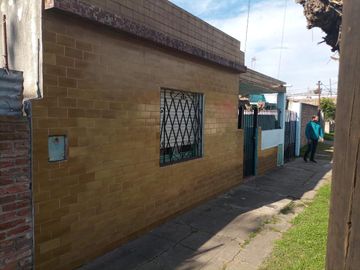 Casa - Luis Guillon