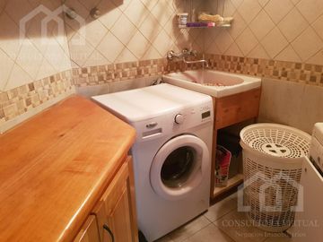 Distinguida propiedad en Barrio Céntrico