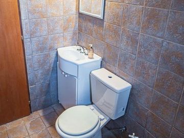 CASA 6 AMBIENTES - BARRIO RESIDENCIAL - EN ESQUINA - EPUYEN - CHUBUT
