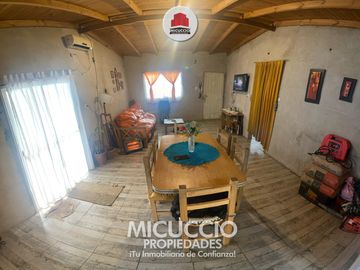 Casaquinta en venta, Strauss 2721, Barrio El Cazador