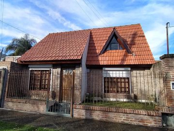 Casa - Castelar Norte