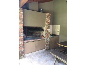 Casa en Temperley Oeste