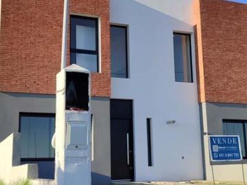Quebradas de Manantiales  Duplex 3 Dorm. con Calefacción Central y radiadores