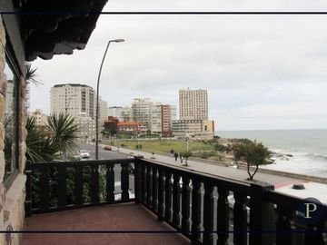 Venta Exclusiva residencia en Playa Chica