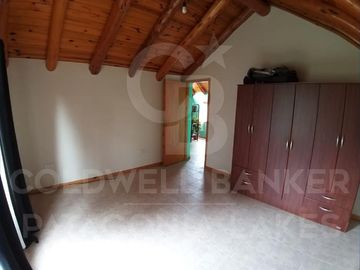 VENTA Casa Ph 5 amb 170 m2  lote 1000 m2 Rio Minero y Rio Malleo Bº Tres Cerros Villa la Angostura