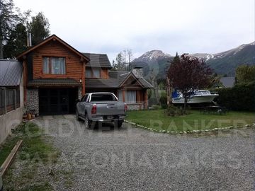 VENTA Casa Ph 5 amb 170 m2  lote 1000 m2 Rio Minero y Rio Malleo Bº Tres Cerros Villa la Angostura