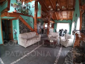 VENTA Casa Ph 5 amb 170 m2  lote 1000 m2 Rio Minero y Rio Malleo Bº Tres Cerros Villa la Angostura