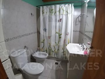 VENTA Casa Ph 5 amb 170 m2  lote 1000 m2 Rio Minero y Rio Malleo Bº Tres Cerros Villa la Angostura