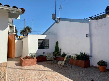 Casa - Claypole