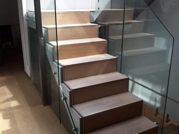 Extraordinario departamento con pileta y dos cocheras en Barrio Parque