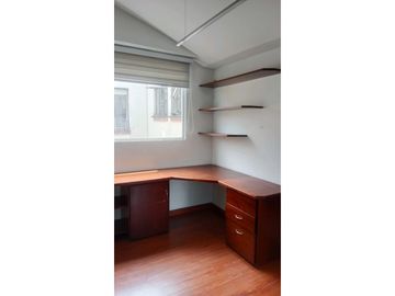 SE VENDE LINDO APARTAMENTO EN QUINTA PAREDES