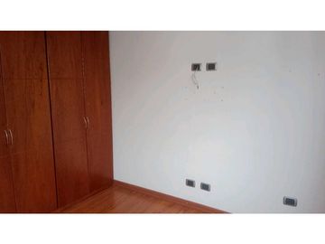 SE VENDE LINDO APARTAMENTO EN QUINTA PAREDES