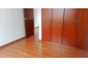 SE VENDE LINDO APARTAMENTO EN QUINTA PAREDES