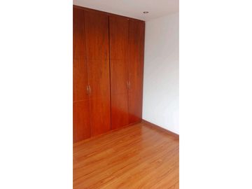 SE VENDE LINDO APARTAMENTO EN QUINTA PAREDES
