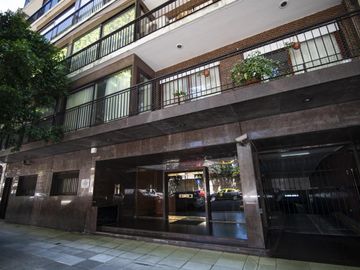 VENTA DEPARTAMENTO 3 AMB. CON COCHERA Y SEGURIDAD 24 HS