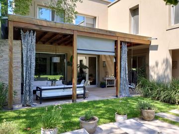 VENTA casa 4 dormitorios - Tortugas Country Club - PILAR