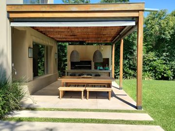 VENTA casa 4 dormitorios - Tortugas Country Club - PILAR