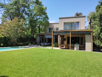 VENTA casa 4 dormitorios - Tortugas Country Club - PILAR