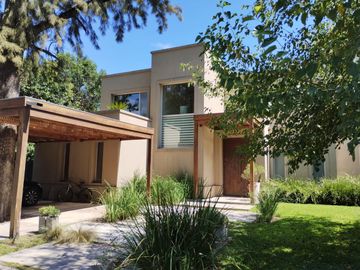 VENTA casa 4 dormitorios - Tortugas Country Club - PILAR
