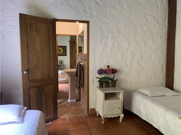 Venta de Finca en El Retiro, Antioquia | Con caballerizas