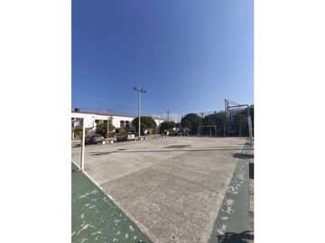 Venta de casa esquinera en conjunto cerrado-NLl