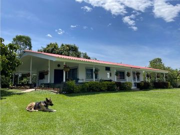 Hermosa casa campestre