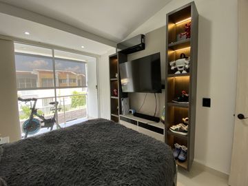 Exclusiva Casa Campestre Remodelada En Venta En Robles Del Castillo - Jamundi