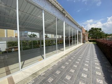 Exclusiva Casa Campestre Remodelada En Venta En Robles Del Castillo - Jamundi