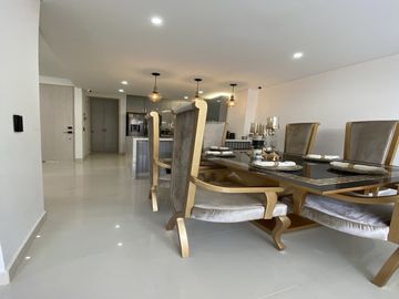 Exclusiva Casa Campestre Remodelada En Venta En Robles Del Castillo - Jamundi