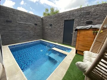 Exclusiva Casa Campestre Remodelada En Venta En Robles Del Castillo - Jamundi