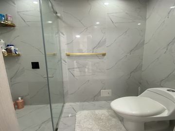 Exclusiva Casa Campestre Remodelada En Venta En Robles Del Castillo - Jamundi
