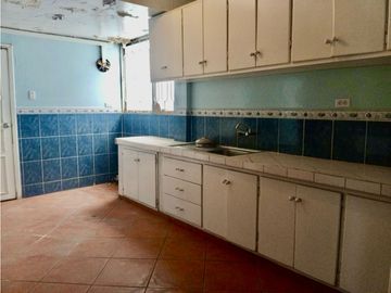Jipijapa, Casa en Venta, 310m2, 5 Habitaciones