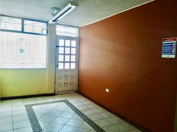 Jipijapa, Casa en Venta, 310m2, 5 Habitaciones