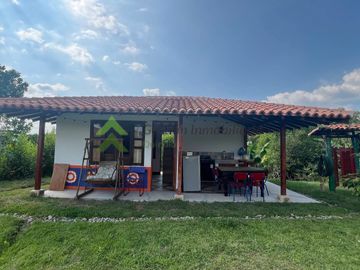 Finca pequeña en venta Montenegro Quindio Rancho La Soledad