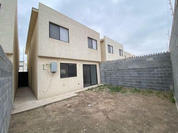 CASA EN VENTA MURANO RESIDENCIAL DOMINIO CUMBRES GARCIA