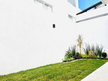 Casa en  venta con 4 recamaras en Parque Veracruz Lomas de Angelopolis
