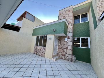 Casa en  venta Bosques de la Victoria