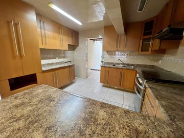 Casa en  venta Bosques de la Victoria