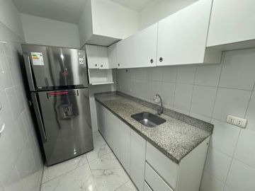 Alquiler de departamento de 1 dormitorio más estudio en San Isidro