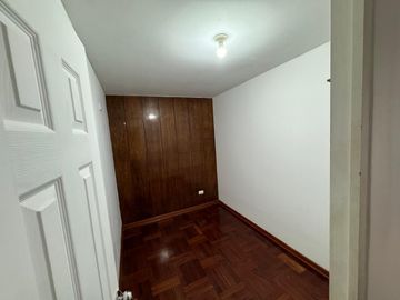 Alquiler de departamento de 1 dormitorio más estudio en San Isidro