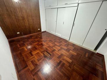 Alquiler de departamento de 1 dormitorio más estudio en San Isidro